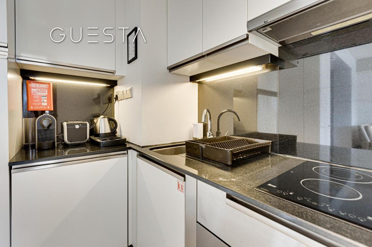 Апартаменти Marina Mall Apartments, Marina